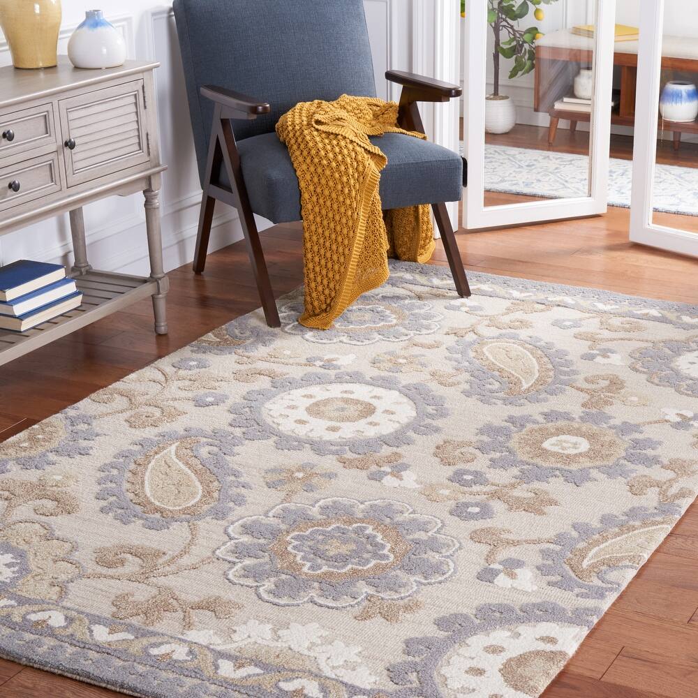 SAFAVIEH Handmade Blossom Jutka Floral Wool Rug