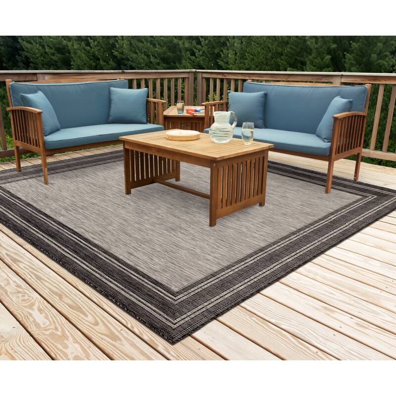 Liora Manne Carmel Multi Border Indoor/ Outdoor Area Rug