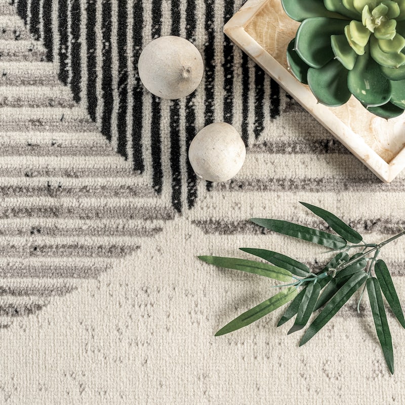 Nuloom Dara Contemporary Geometric Area Rug