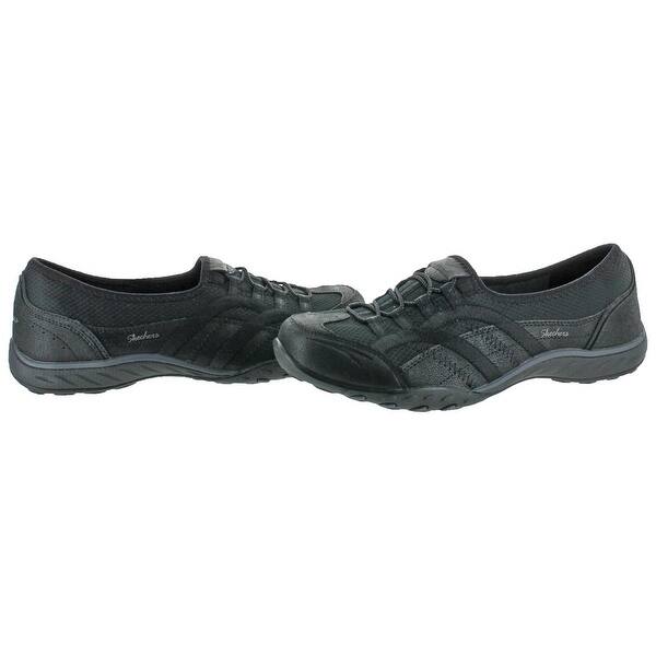 skechers well versed