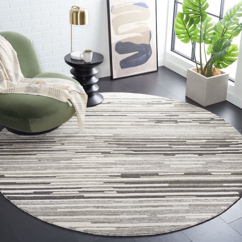 SAFAVIEH Handmade Fifth Avenue Zsoka Modern Stripe Wool Rug - 7' Round - Natural/Grey