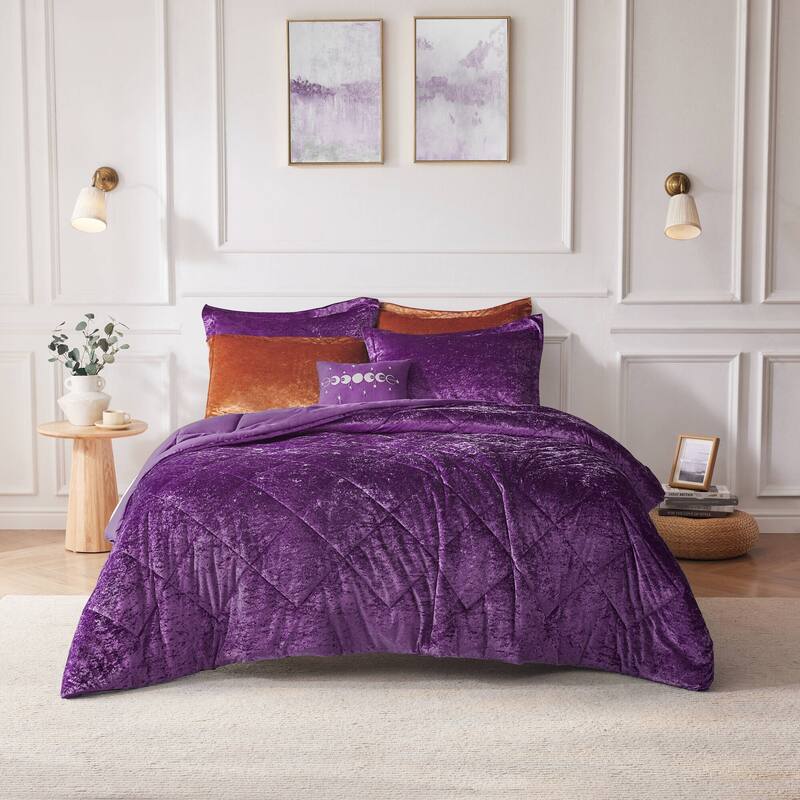 Intelligent Design Isabel Velvet Comforter Set - Purple - Queen