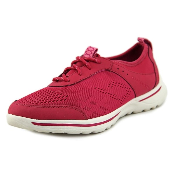 fuchsia pink tennis shoes