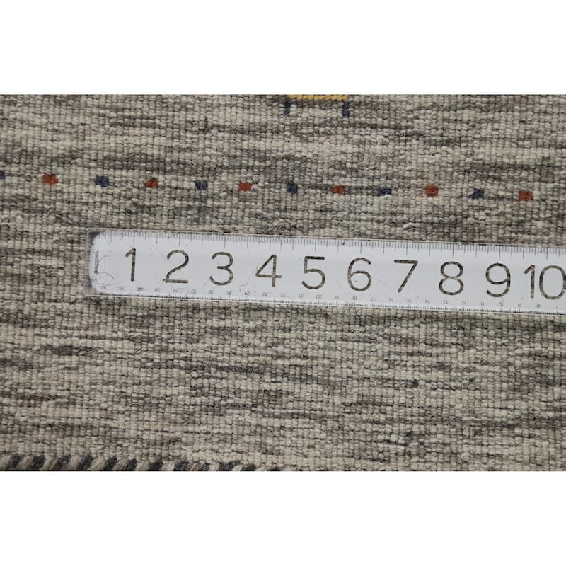 Hand Knotted Oriental 100% Wool Carpet Tribal Animal Pictorial Beige & Ivories Gabbeh Area Rug - 5' 10'' X 4' 1''