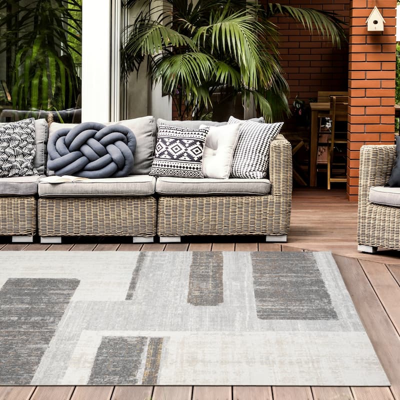 N Natori 24-Seven Outdoor/Indoor Modern Geometric Area Rug