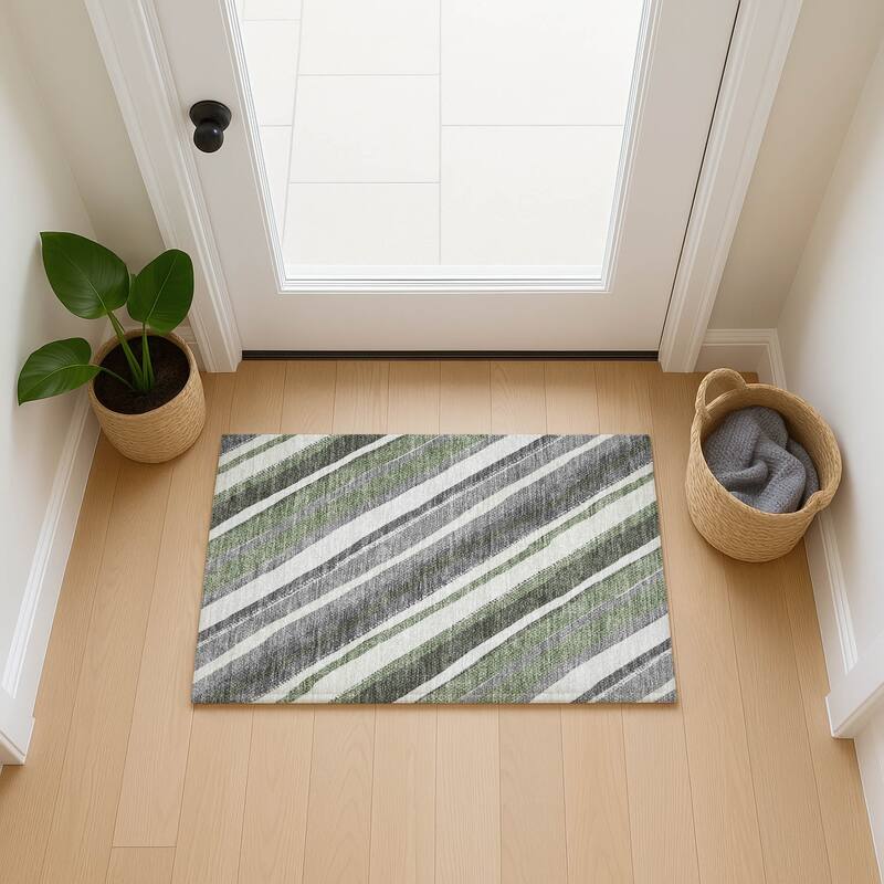Machine Washable Indoor/ Outdoor Stripe Angles Chantille Rug