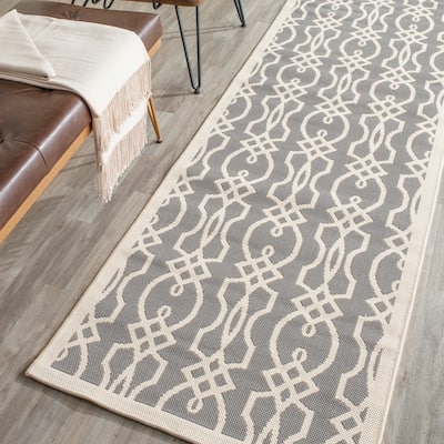Martha Stewart by SAFAVIEH Villa Screen Indoor/ Outdoor Waterproof Rug