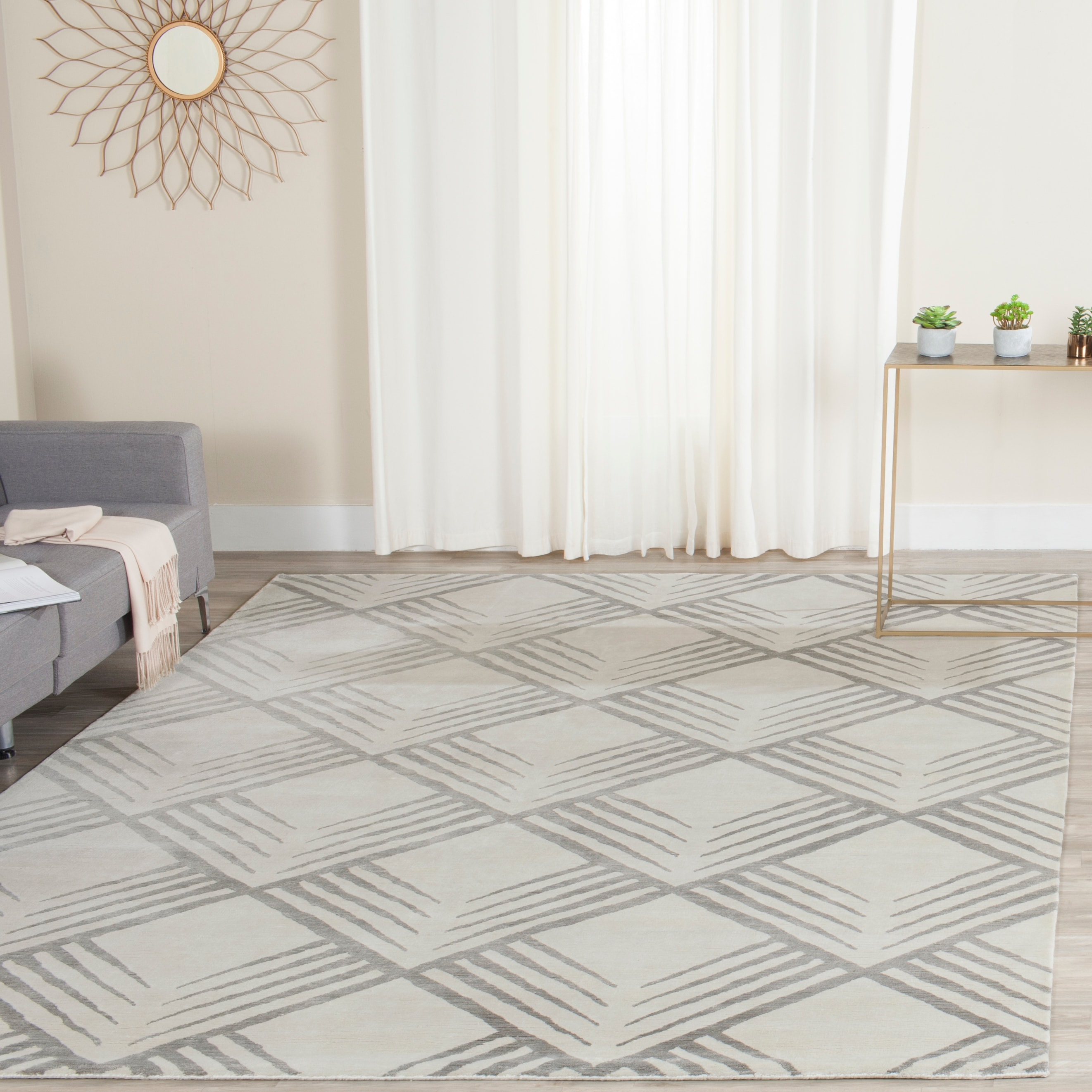 SAFAVIEH Couture Hand-knotted Tibetan Yvelyne Modern Wool Rug