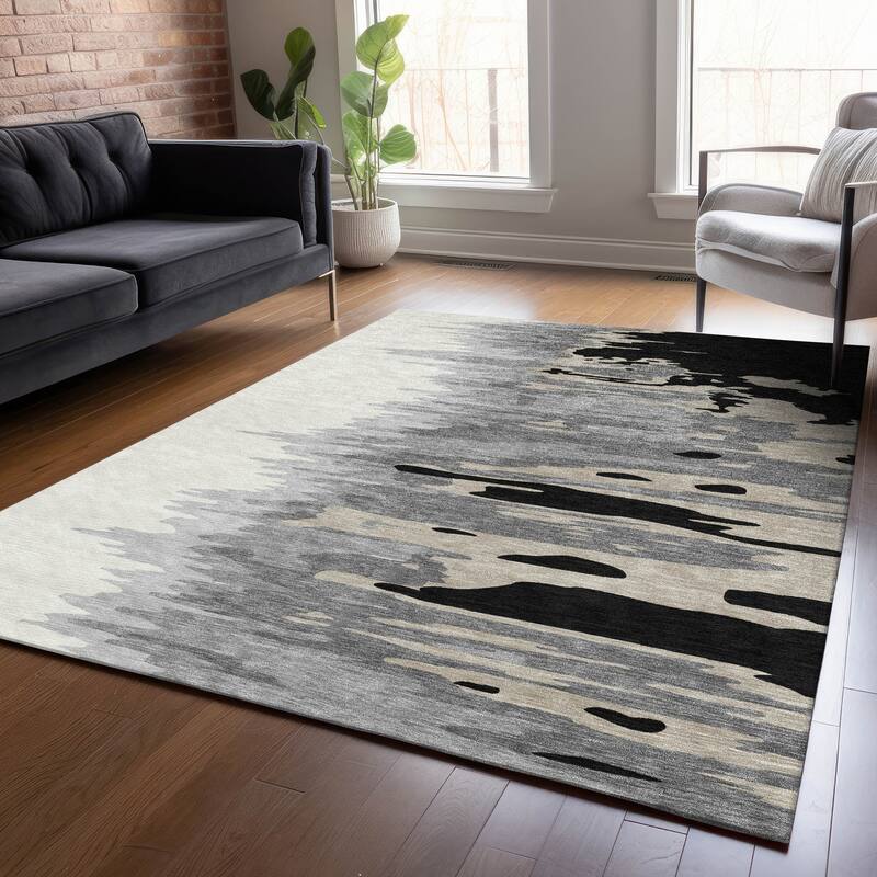 Machine Washable Indoor/ Outdoor Brushstrokes Ombre Chantille Rug - Black - 10' x 14'