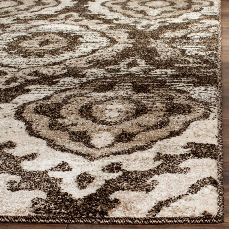 SAFAVIEH Tunisia Margunde Southwestern Rug
