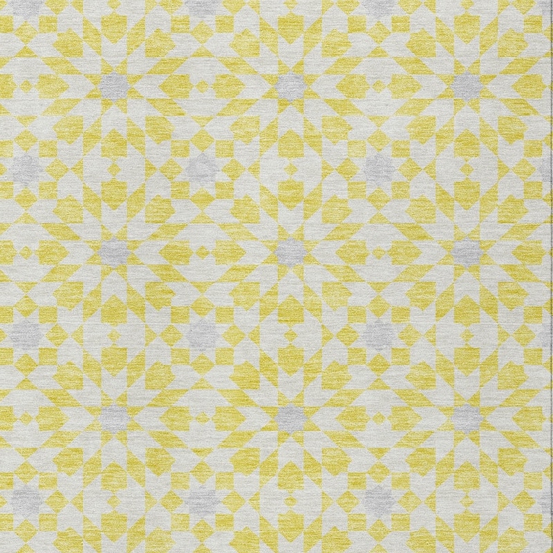 HomeRoots Floral Medallion Transitional Rectangle Outdoor Rug