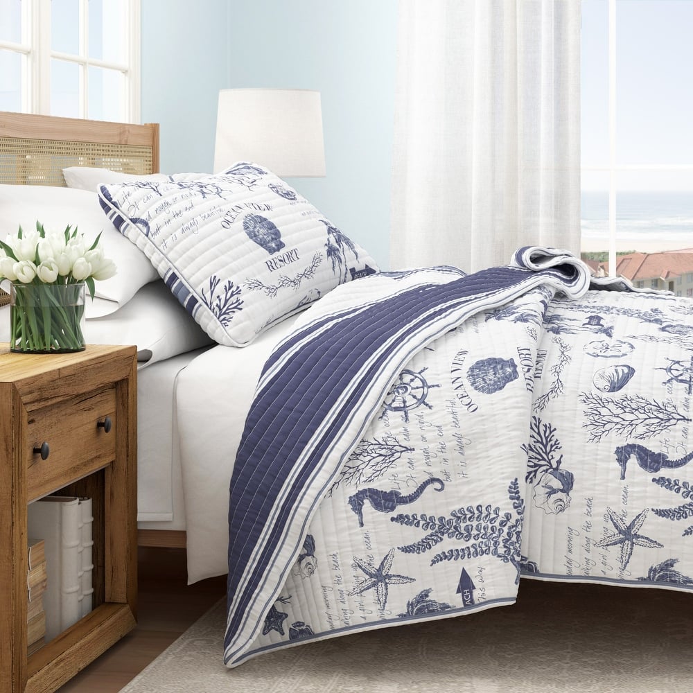 Linery & Co. Cotton Stitched Reversible Coastal 3 Piece Quilt and Sham Set