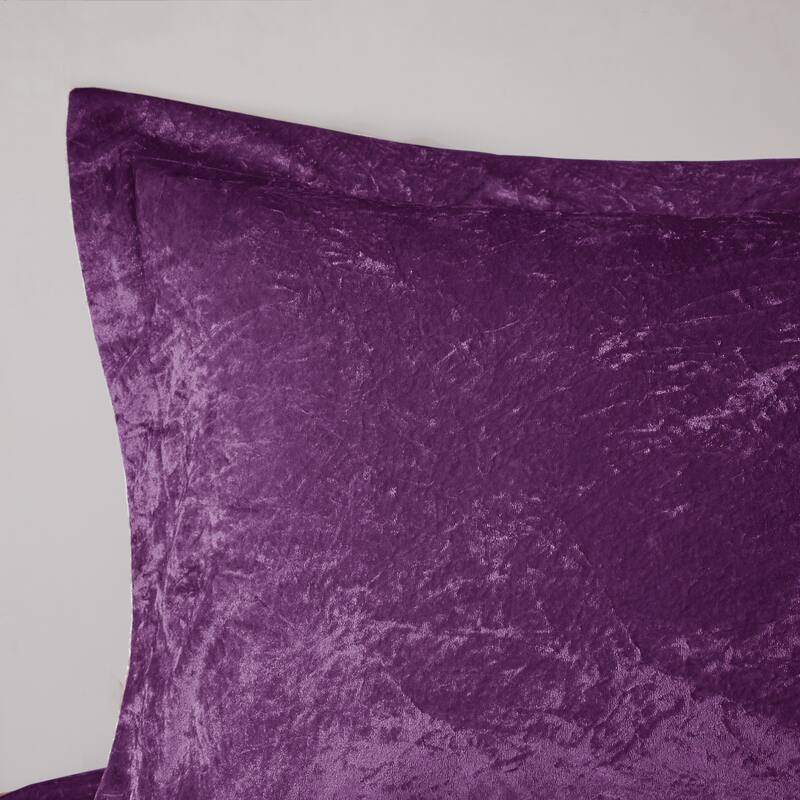 Intelligent Design Isabel Velvet Comforter Set