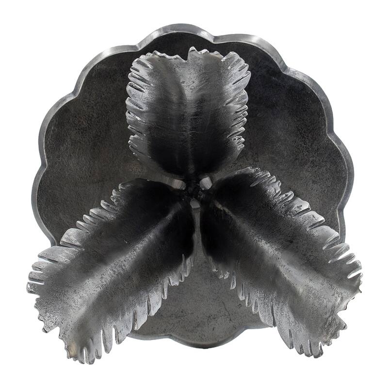 16.9x16.9x19.7 Leaf Side Table - Silver