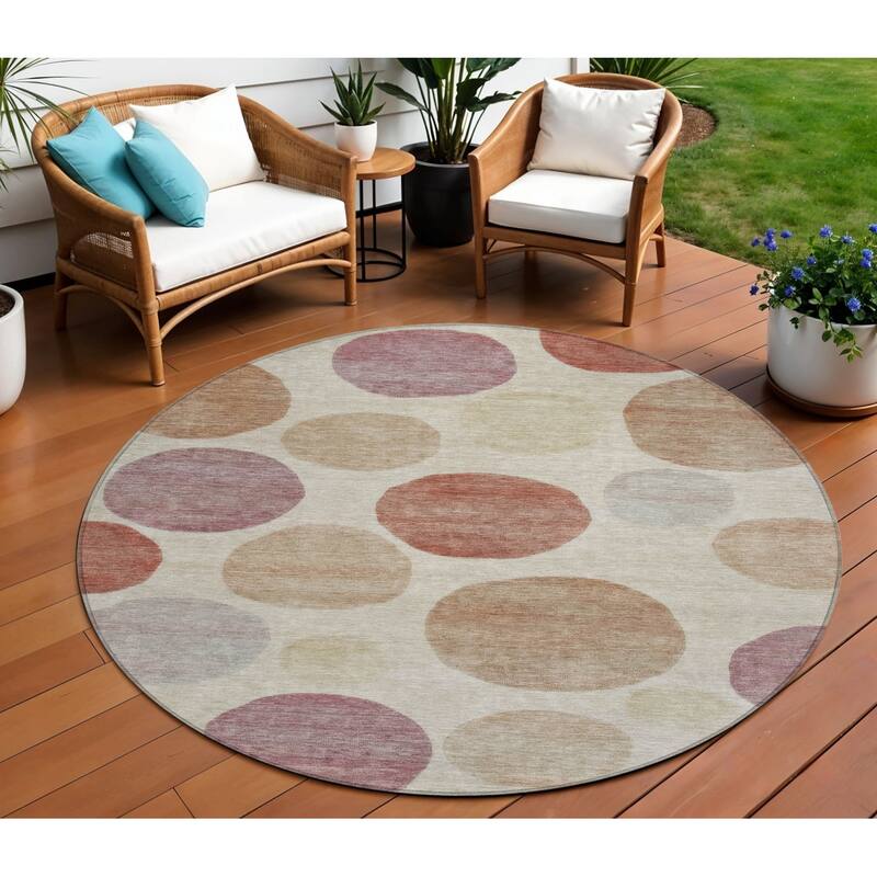 HomeRoots Geometric Transitional Rectangle Outdoor Rug - 8' Round