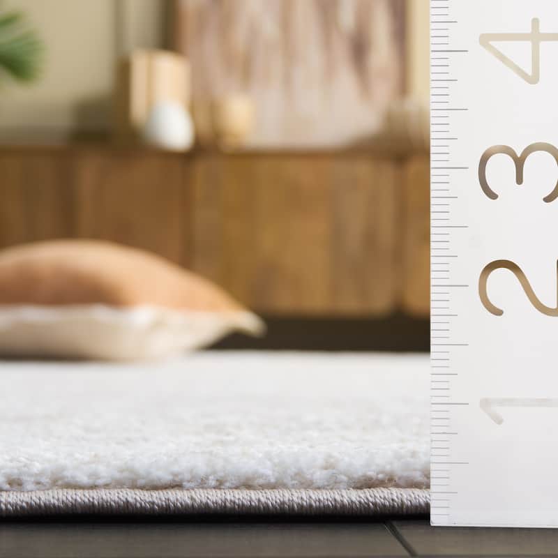 SAFAVIEH Northport Arnfridur Rug