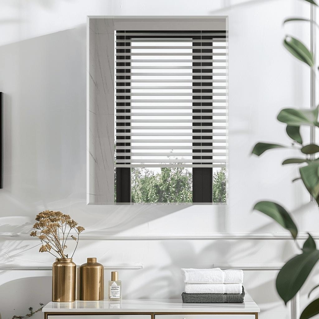 Bathroom Medicine Cabinet with Invisible Handle, Soft-Closing Hinge, Adjustable Glass Shelves