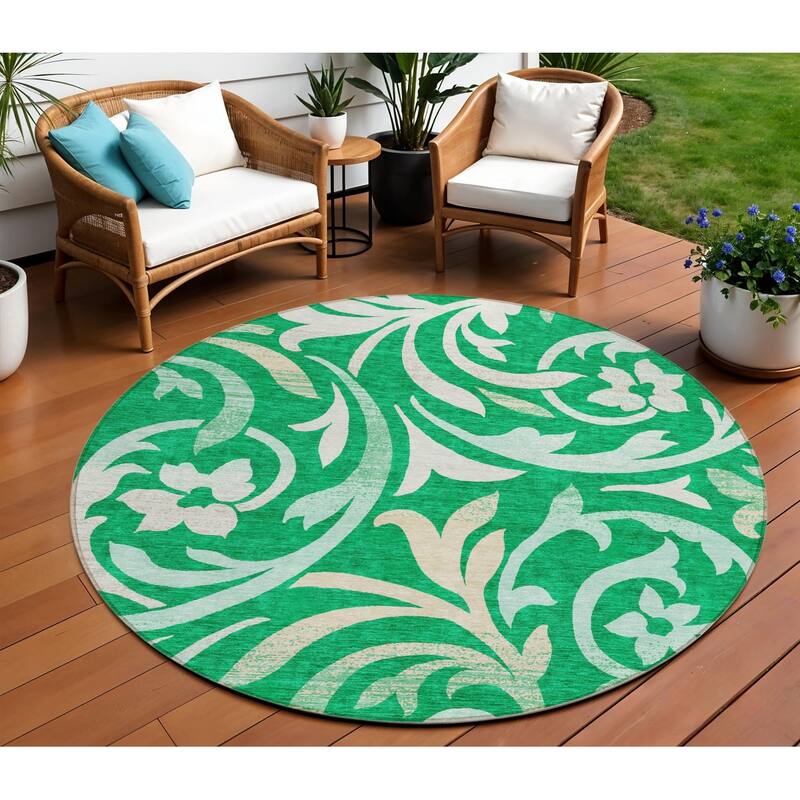 HomeRoots Floral Transitional Rectangle Outdoor Rug - 8' Round