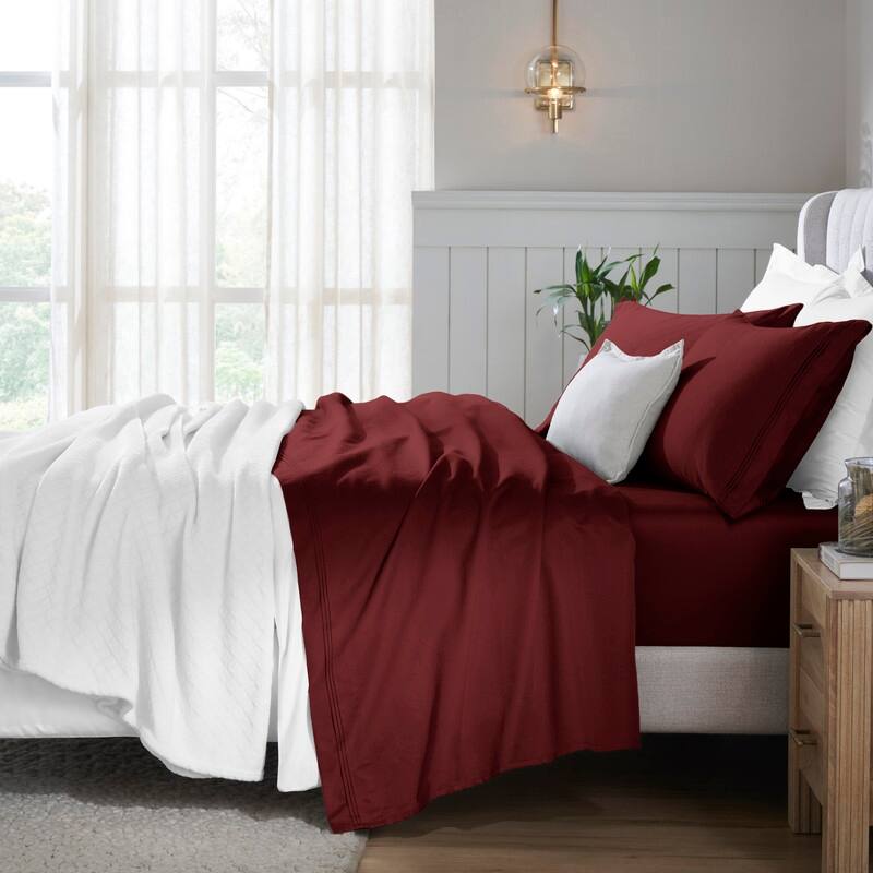 Superior Egyptian Cotton 650 Thread Count Deep Pocket Solid Sheet Set - Olympic Queen - Burgundy