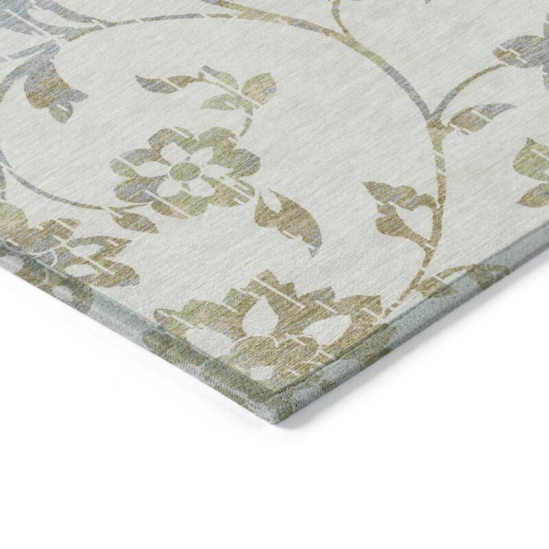 HomeRoots Floral Transitional Rectangle Outdoor Rug