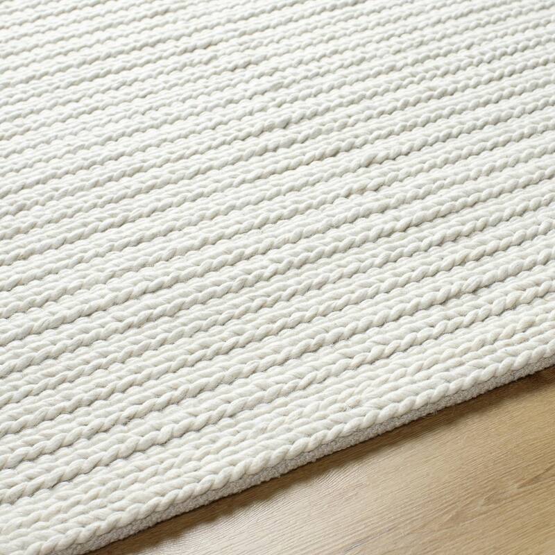 Livabliss Sundance Casual Dots Area Rug