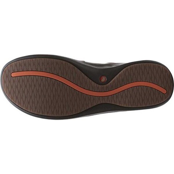 clarks un loop 2 step