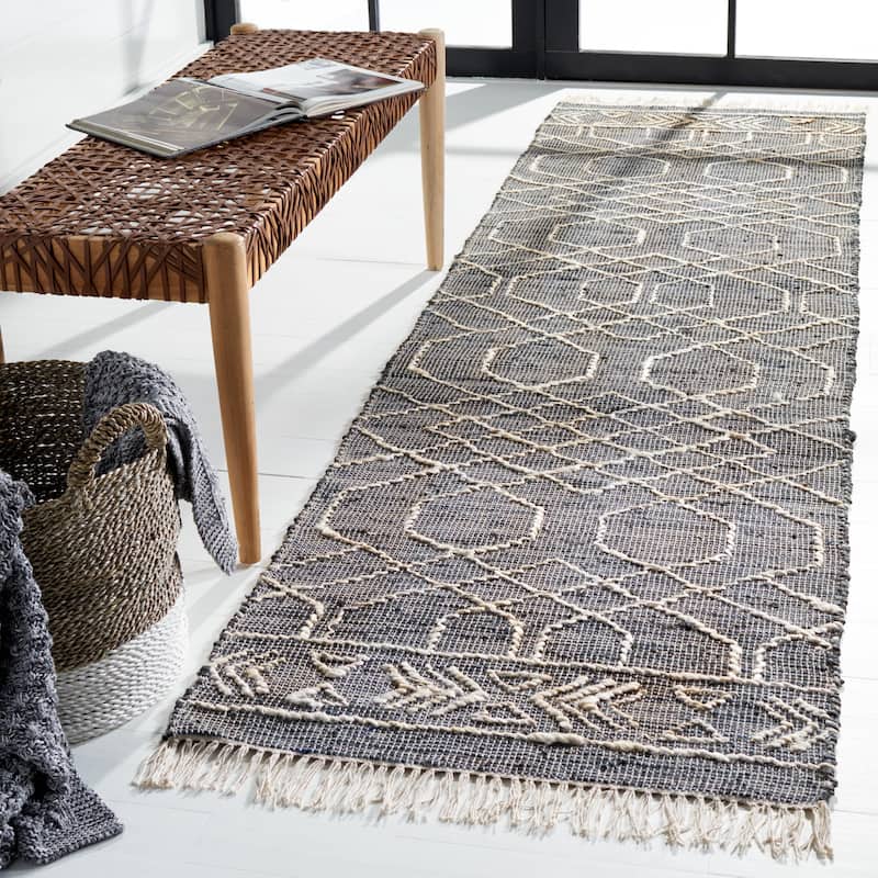 SAFAVIEH Handmade Natural Fiber Eranda Boho Jute Fringe Rug - 2'3" x 9' Runner - Black/Ivory