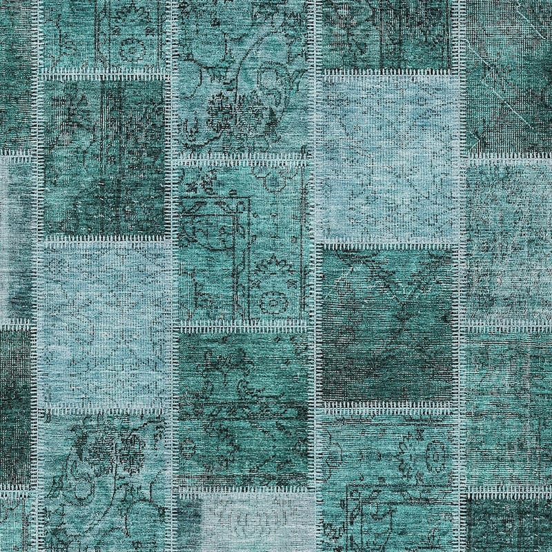 HomeRoots Patchwork Transitional Rectangle Outdoor Rug