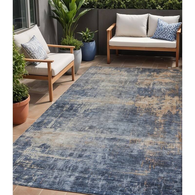 HomeRoots Abstract Transitional Rectangle Outdoor Rug - 5' X 8'
