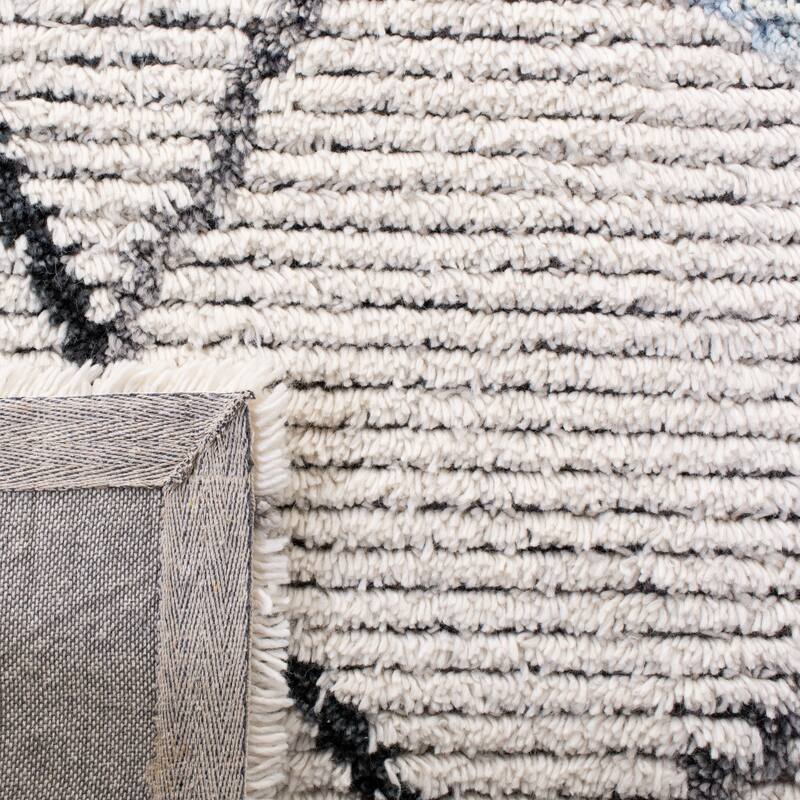 SAFAVIEH Handmade Casablanca Shag Barbli Wool Rug