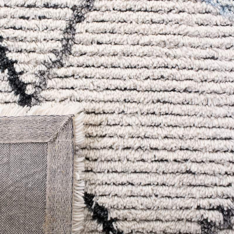 SAFAVIEH Handmade Casablanca Shag Synne Wool Rug