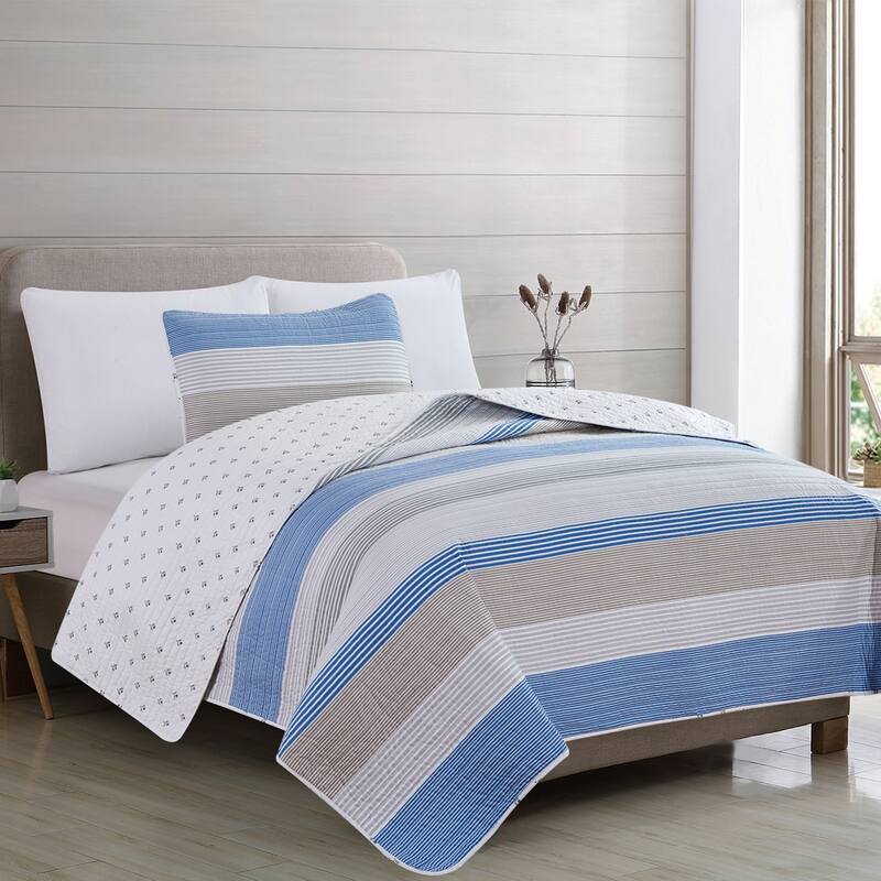 Premium Striped Microfiber Quilt Set With Shams