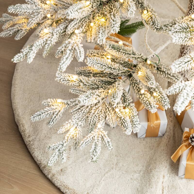 Glitzhome 6ft/7ft/9ft Deluxe Pre-Lit Flocked Slim Fir Artificial Christmas Tree with Warm White Lights