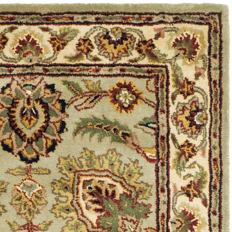 SAFAVIEH Handmade Classic Maurine Traditional Oriental Wool Rug