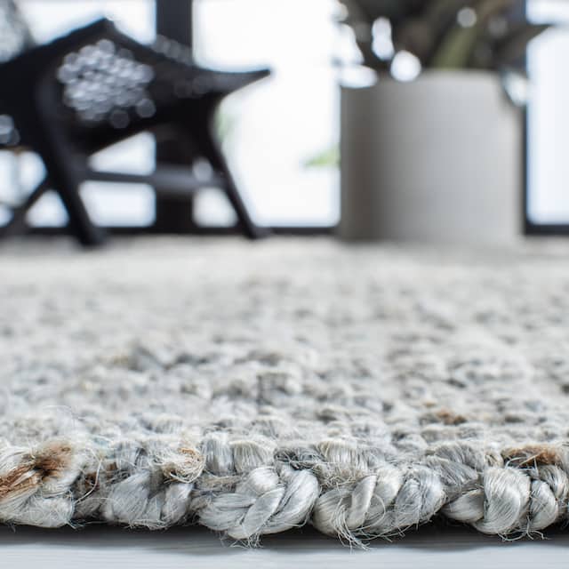SAFAVIEH Handmade Natural Fiber Bariaa Jute Rug