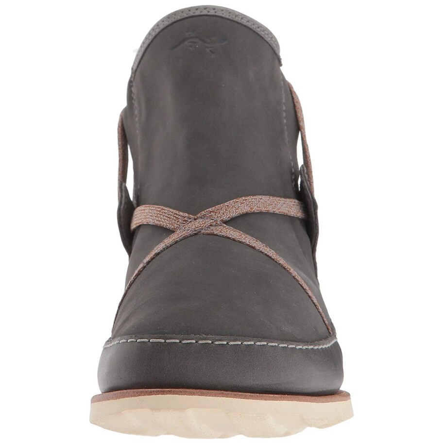chaco women's harper mid