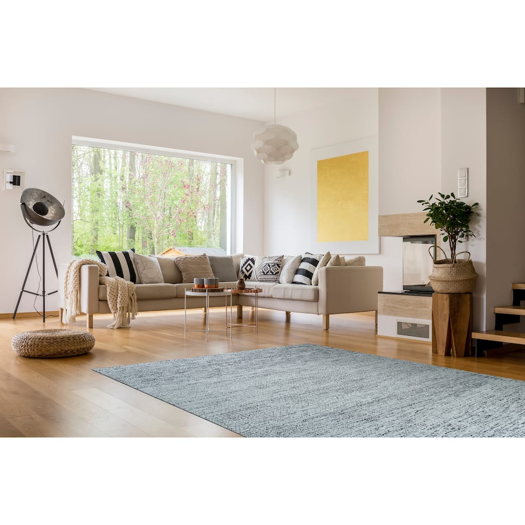 Hand-Knotted Natural Silk Grey Mix Contemporary Natural Silk Grass Design Rug - Modern Elegance and Luxurious Craftsmanship