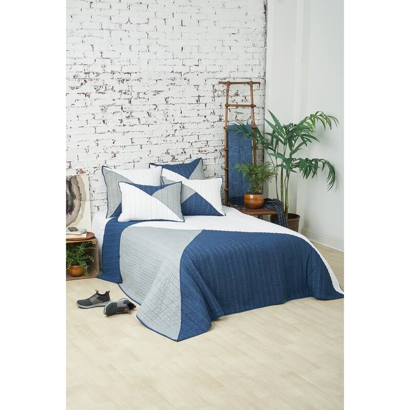 Asymmetrical Twin Quilt