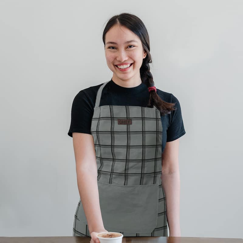 Chef's Choice Cotton Cooking Apron - 32x26 Inch - Classic Plaid Design for Modern Kitchen - 32"L x 26"W x 0.1"H