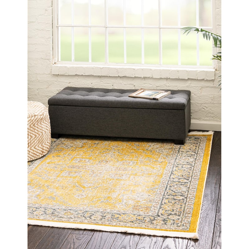 Traditional Samana Collection Area Rug - 5' Square - Yellow