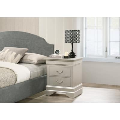 Elegant Traditional Nightstand