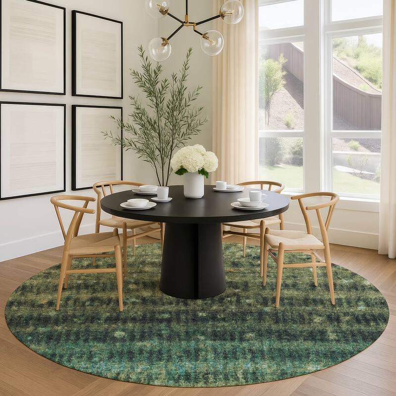 Machine Washable Indoor/ Outdoor Abstract Ombre Chantille Rug