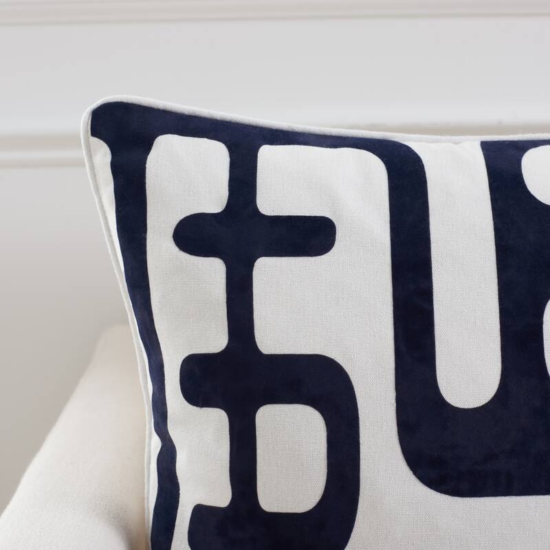 SAFAVIEH Jaeda Throw Pillow (Set of 2)