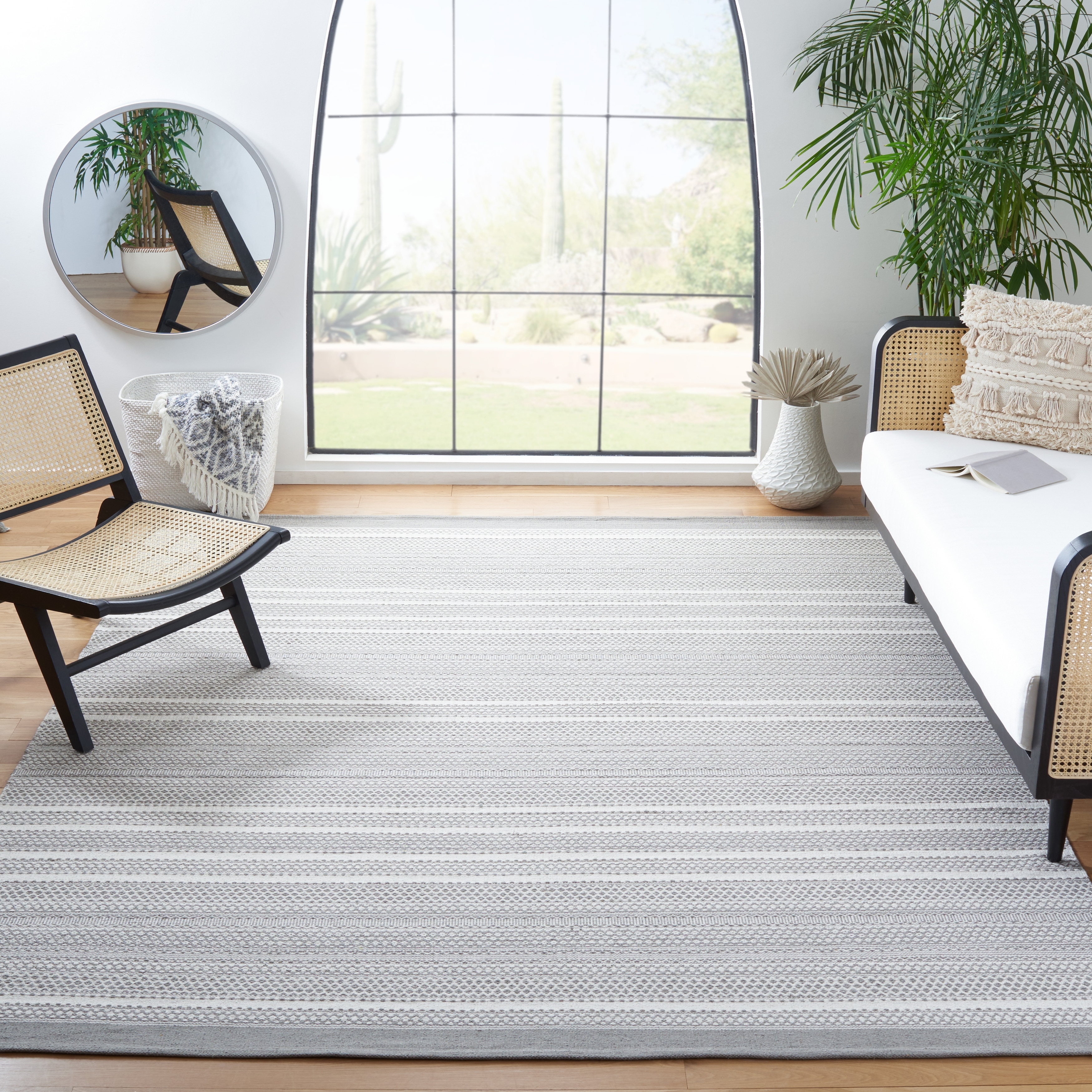 SAFAVIEH Hand-Woven Kilim Trautlind Flatweave Cotton Rug
