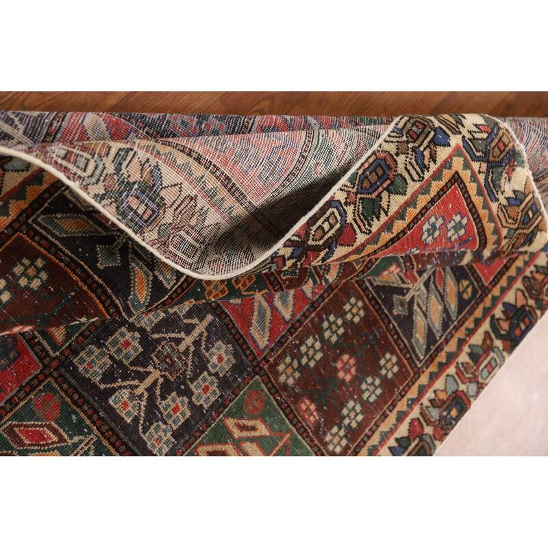 Traditional Bakhtiari Persian Vintage Rug Hand-Knotted Wool Carpet - 4'6"x 8'10"