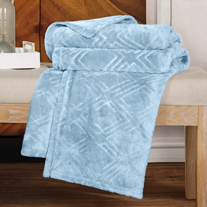 Superior Alaska Quilted Diamond Plush Fleece Blanket For Couch or Bed