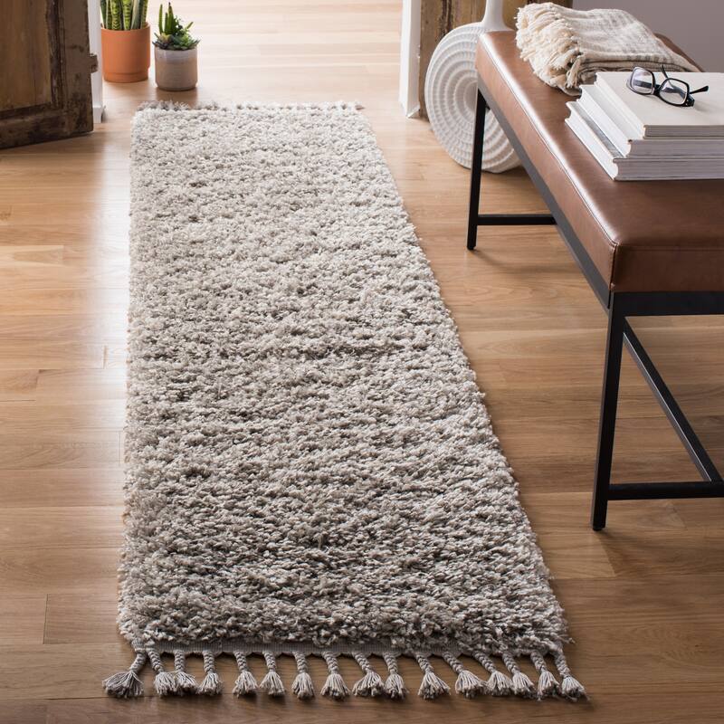 SAFAVIEH Pro Luxe Shag Yuna Moroccan Tassel 2.4-inch Thick - 2' x 8' - Grey/Cream - Runner