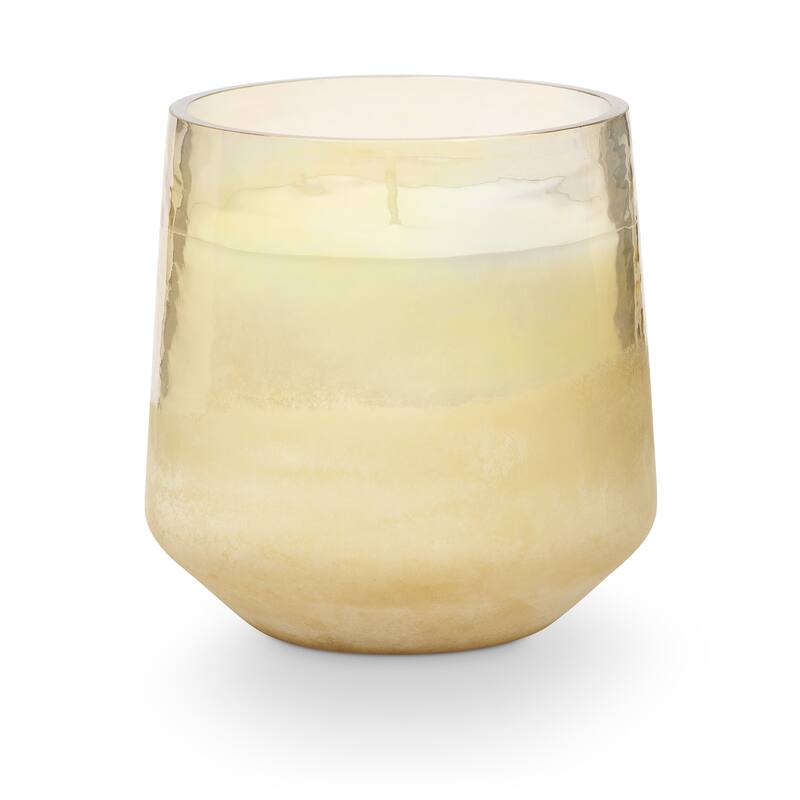 ILLUME Beautifully Done Isla Lily Candle