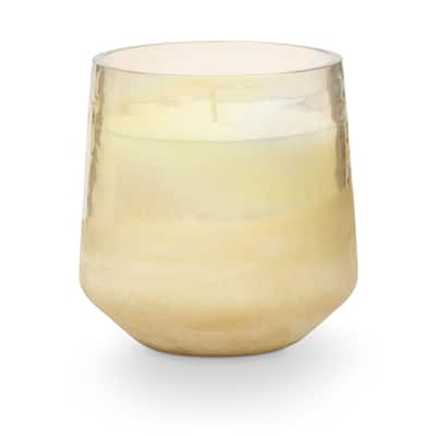 ILLUME Beautifully Done Isla Lily Candle