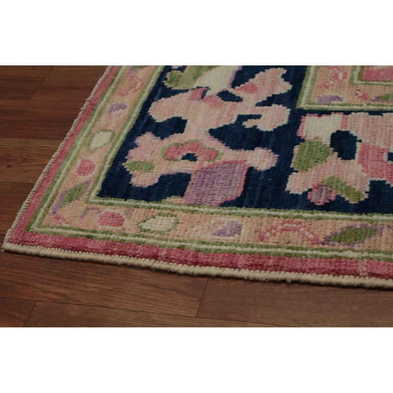 Hand Knotted Oriental 100% Wool Carpet Transitional Medallion Pink Oushak Area Rug - 6' 7'' X 5' 2''